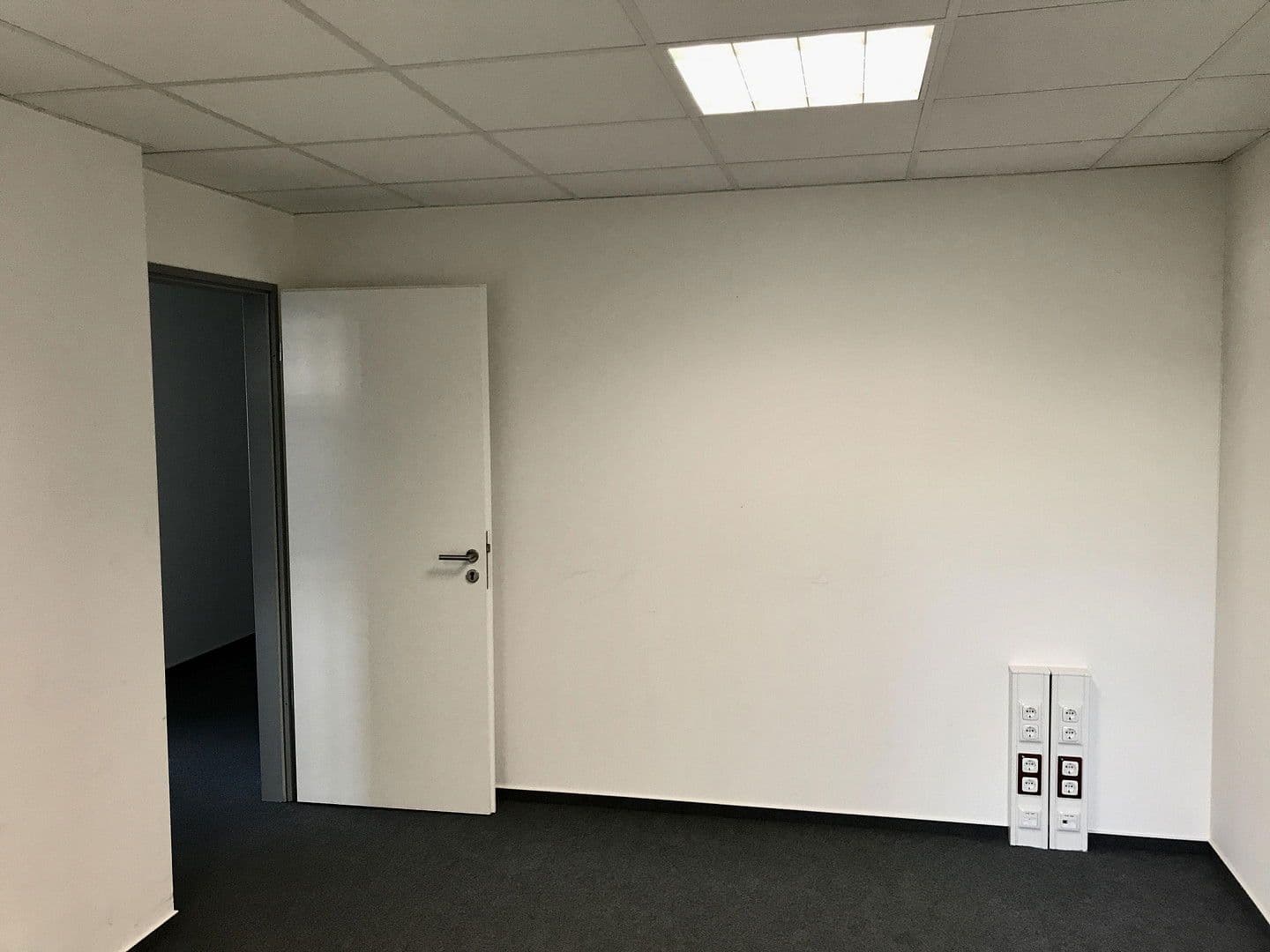 Pronájem kanceláře 220 m², Hamburg, Hamburg Pronájem kanceláře 220 m², Hamburg, Hamburg