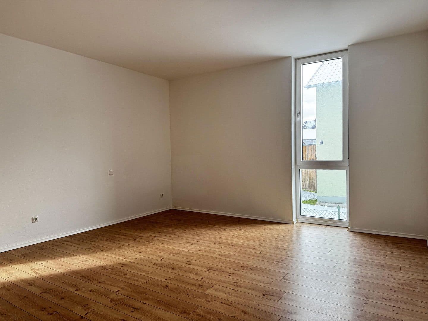 Pronájem bytu 3+1 90 m², Bräugaßl 10, Hemau, Bavorsko Pronájem bytu 3+1 90 m², Bräugaßl 10, Hemau, Bavorsko