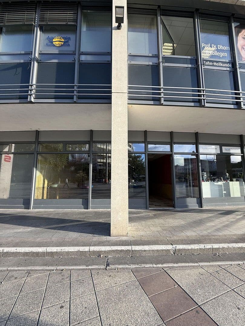 Pronájem nebytového prostoru 128 m², Berliner Platz 1, ludwigshafen, Porýní-Falc Pronájem nebytového prostoru 128 m², Berliner Platz 1, ludwigshafen, Porýní-Falc