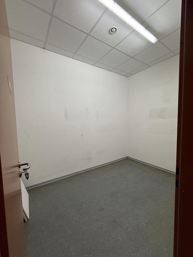 Pronájem nebytového prostoru 128 m², Berliner Platz 1, ludwigshafen, Porýní-Falc Pronájem nebytového prostoru 128 m², Berliner Platz 1, ludwigshafen, Porýní-Falc