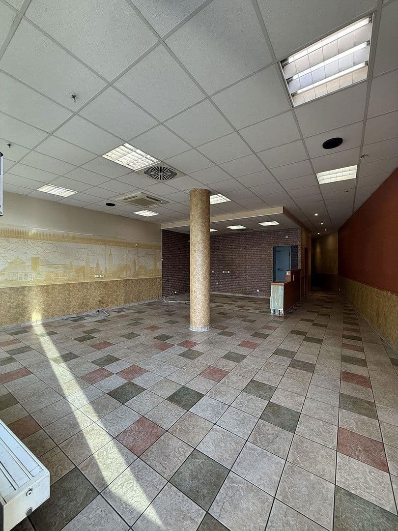 Pronájem nebytového prostoru 128 m², Berliner Platz 1, ludwigshafen, Porýní-Falc Pronájem nebytového prostoru 128 m², Berliner Platz 1, ludwigshafen, Porýní-Falc