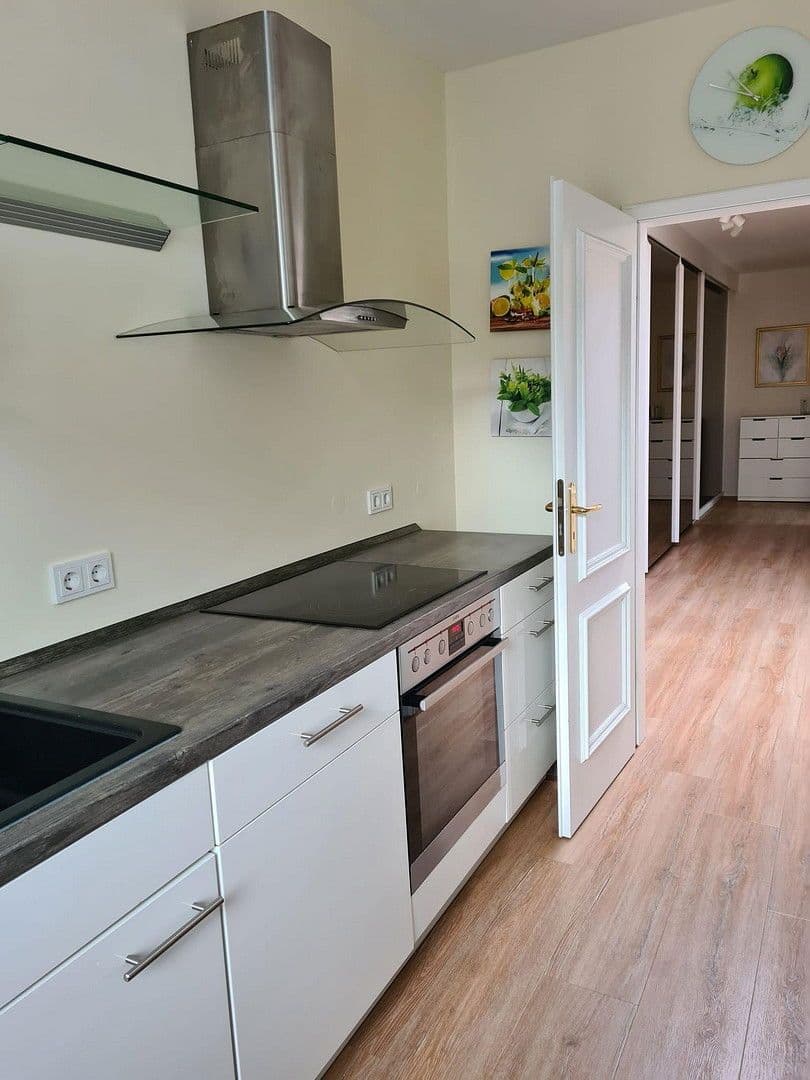 Pronájem bytu 2+1 70 m², Hamburg, Hamburg Pronájem bytu 2+1 70 m², Hamburg, Hamburg