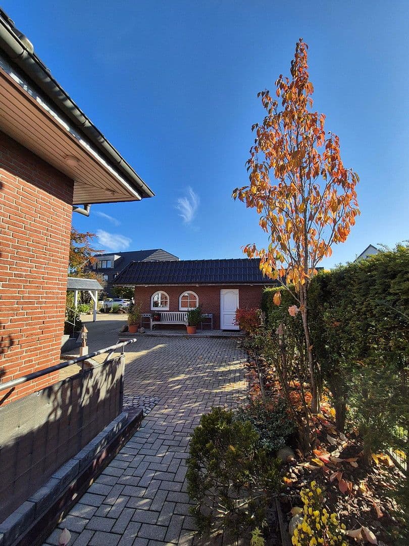 Prodej domu 260 m², pozemek 1.088 m², Rellingen, Šlesvicko-Holštýnsko Prodej domu 260 m², pozemek 1.088 m², Rellingen, Šlesvicko-Holštýnsko