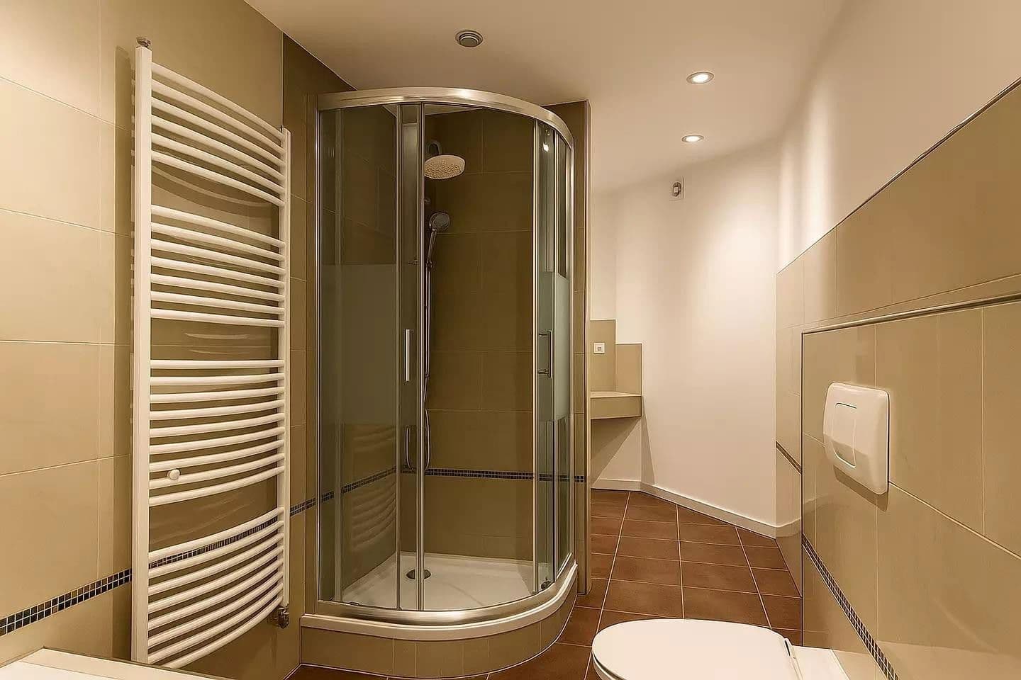 Pronájem bytu 2+1 76 m², Wuppertal, Severní Porýní-Vestfálsko Pronájem bytu 2+1 76 m², Wuppertal, Severní Porýní-Vestfálsko