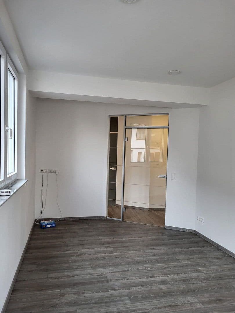 Pronájem bytu 2+1 62 m², Brunnenweg 3, Loßburg, Bádensko-Württembersko Pronájem bytu 2+1 62 m², Brunnenweg 3, Loßburg, Bádensko-Württembersko
