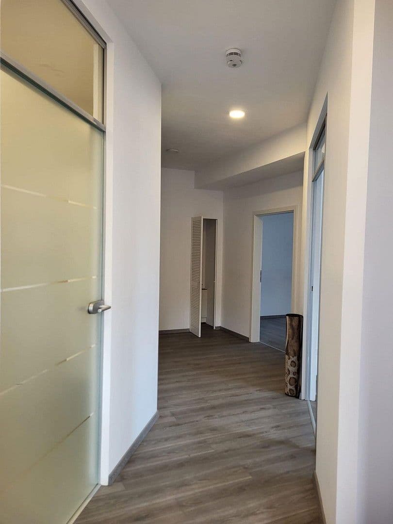 Pronájem bytu 2+1 62 m², Brunnenweg 3, Loßburg, Bádensko-Württembersko Pronájem bytu 2+1 62 m², Brunnenweg 3, Loßburg, Bádensko-Württembersko