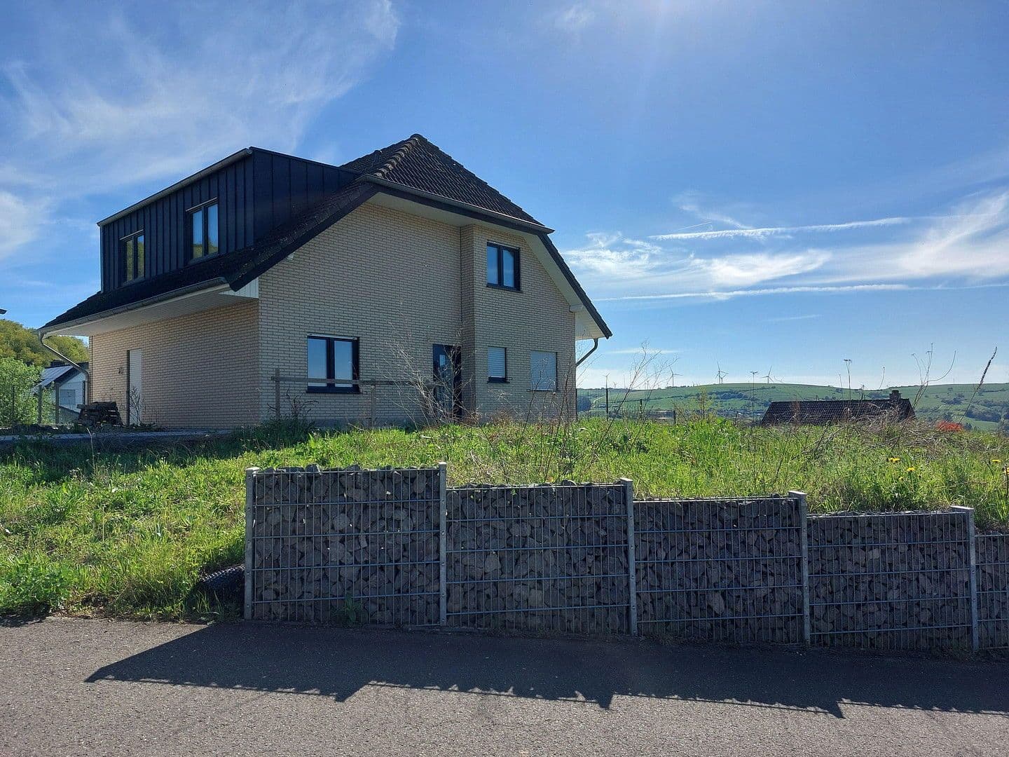 Prodej domu 280 m², pozemek 867 m², Schöndorf, Porýní-Falc Prodej domu 280 m², pozemek 867 m², Schöndorf, Porýní-Falc