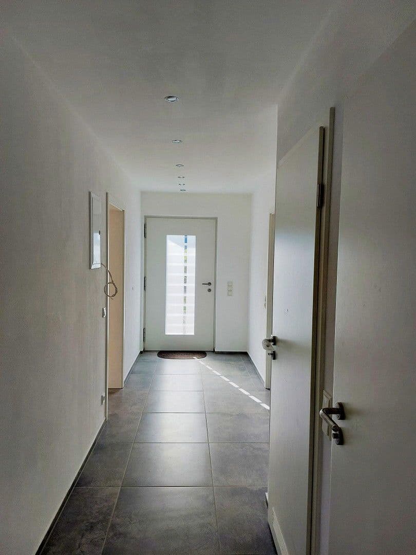 Prodej domu 280 m², pozemek 867 m², Schöndorf, Porýní-Falc Prodej domu 280 m², pozemek 867 m², Schöndorf, Porýní-Falc