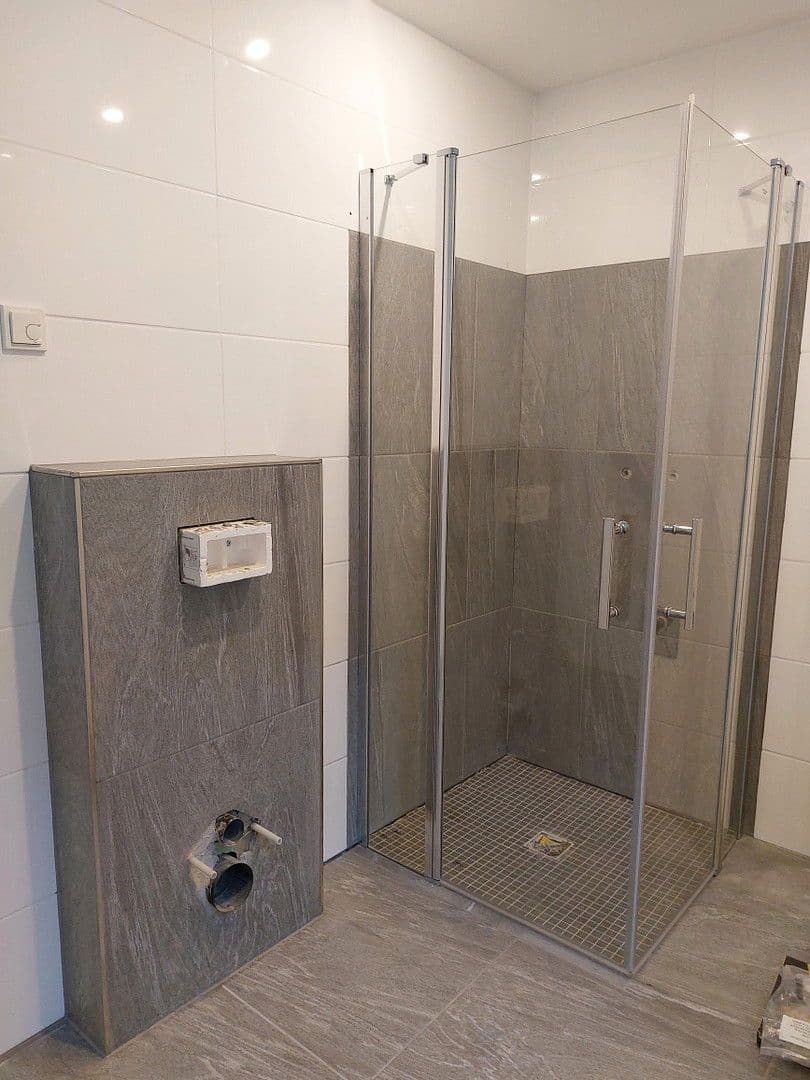 Prodej domu 280 m², pozemek 867 m², Schöndorf, Porýní-Falc Prodej domu 280 m², pozemek 867 m², Schöndorf, Porýní-Falc