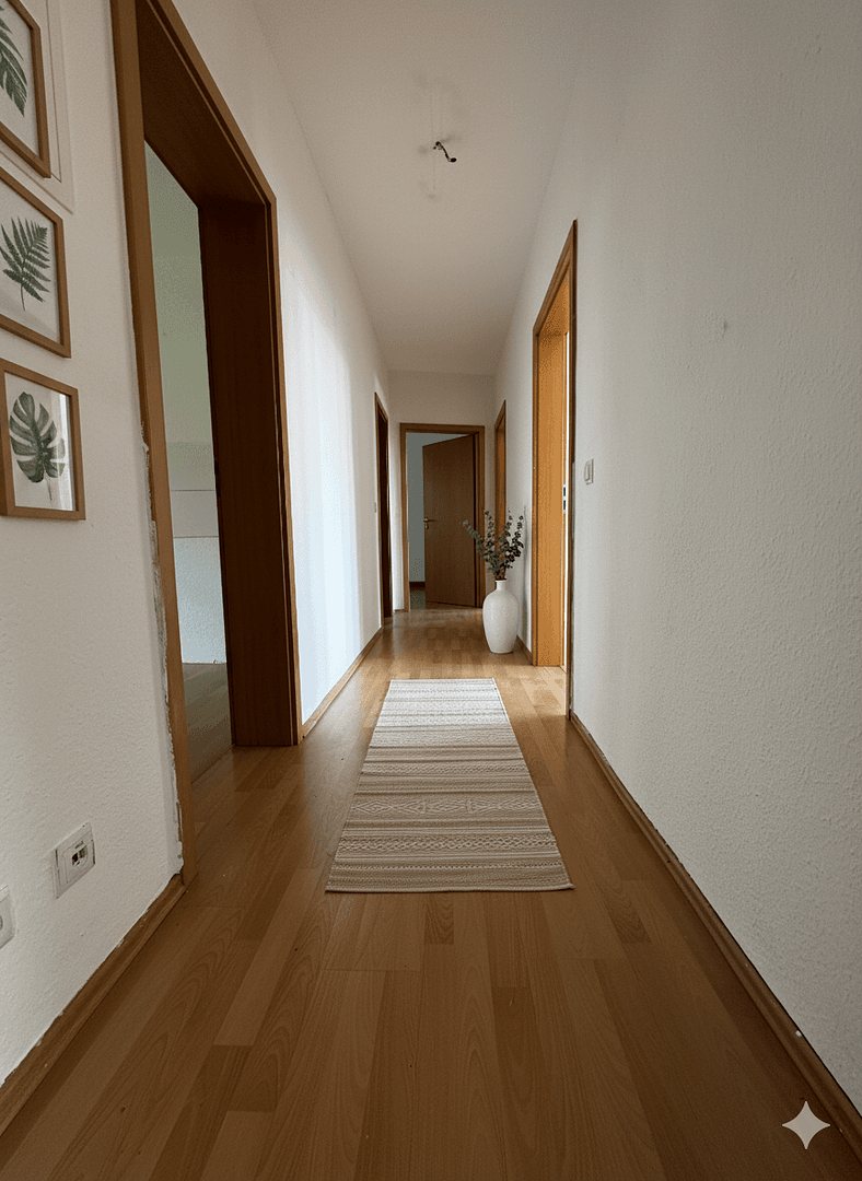 Pronájem bytu 3+1 85 m², Oppenheimstraße 1, Eisenach, Durynsko Pronájem bytu 3+1 85 m², Oppenheimstraße 1, Eisenach, Durynsko