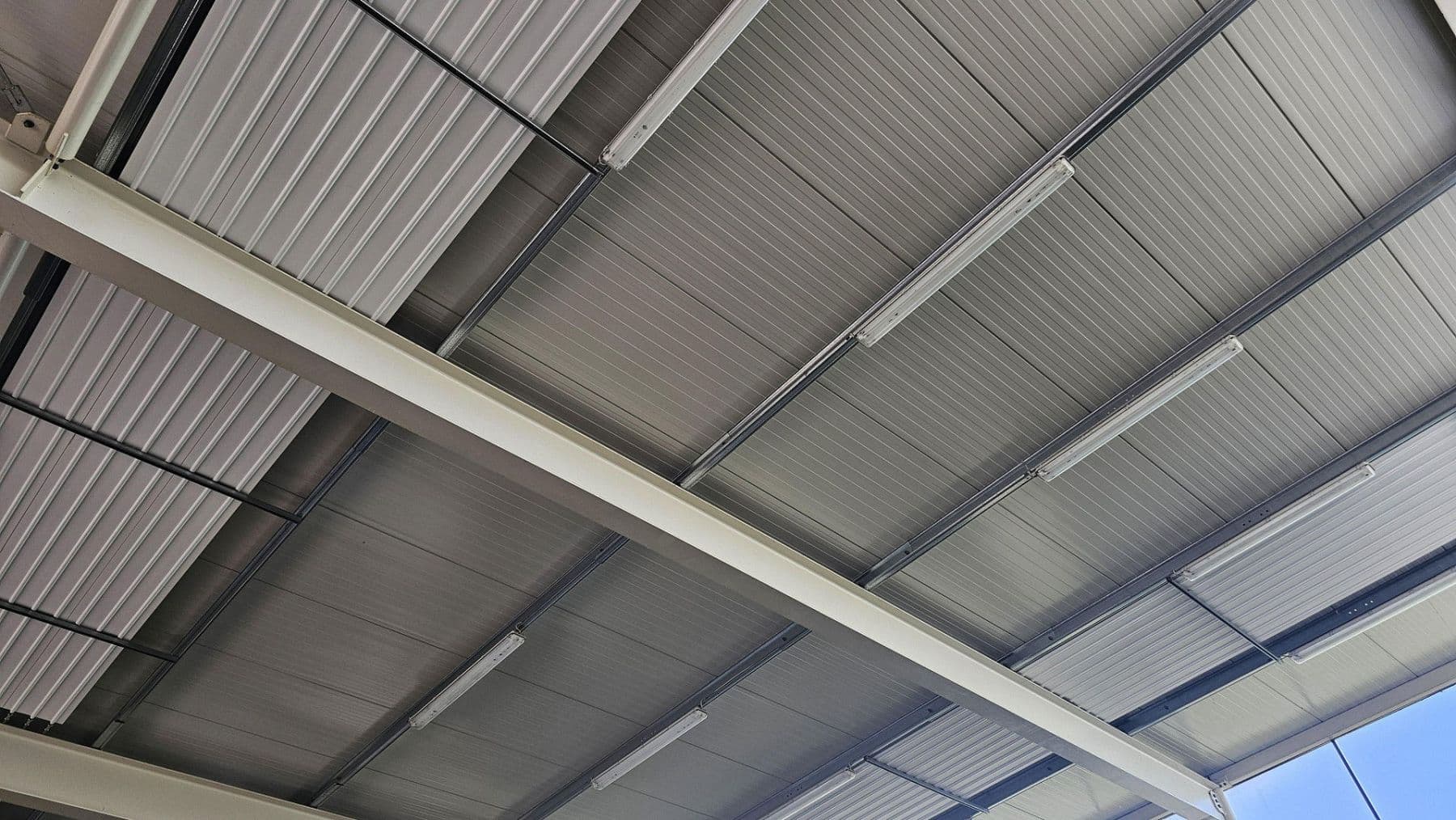 Prodej nebytového prostoru 2.800 m², Bremen, Bremen Prodej nebytového prostoru 2.800 m², Bremen, Bremen