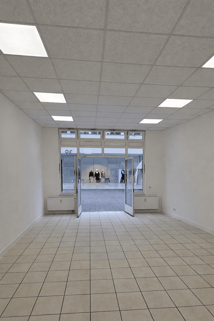 Pronájem nebytového prostoru 45 m², Ratingen, Severní Porýní-Vestfálsko Pronájem nebytového prostoru 45 m², Ratingen, Severní Porýní-Vestfálsko