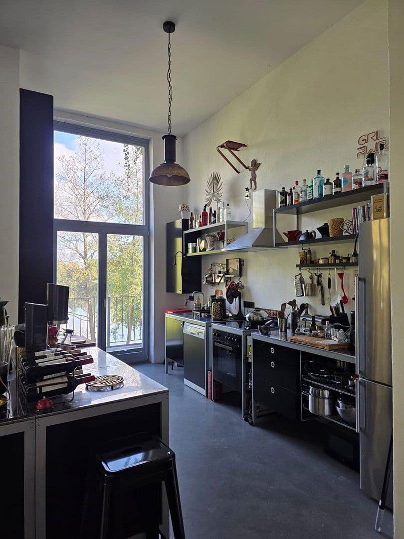 Pronájem bytu 3+1 200 m², Berlin, Berlín Pronájem bytu 3+1 200 m², Berlin, Berlín