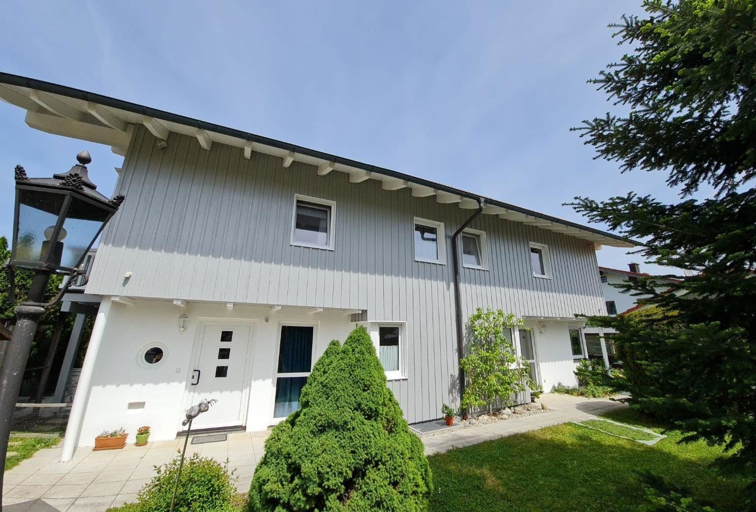 Prodej domu 258 m², pozemek 659 m², Halfing, Bavorsko Prodej domu 258 m², pozemek 659 m², Halfing, Bavorsko