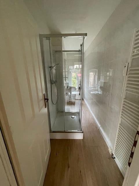 Pronájem bytu 4+1 98 m², Cornelius-Gurlitt Straße 8, Dresden, Sasko Pronájem bytu 4+1 98 m², Cornelius-Gurlitt Straße 8, Dresden, Sasko