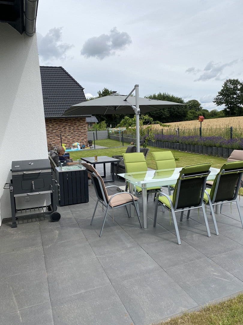 Prodej domu 156 m², pozemek 860 m², Steinbergkoppel 6, Belau, Šlesvicko-Holštýnsko Prodej domu 156 m², pozemek 860 m², Steinbergkoppel 6, Belau, Šlesvicko-Holštýnsko