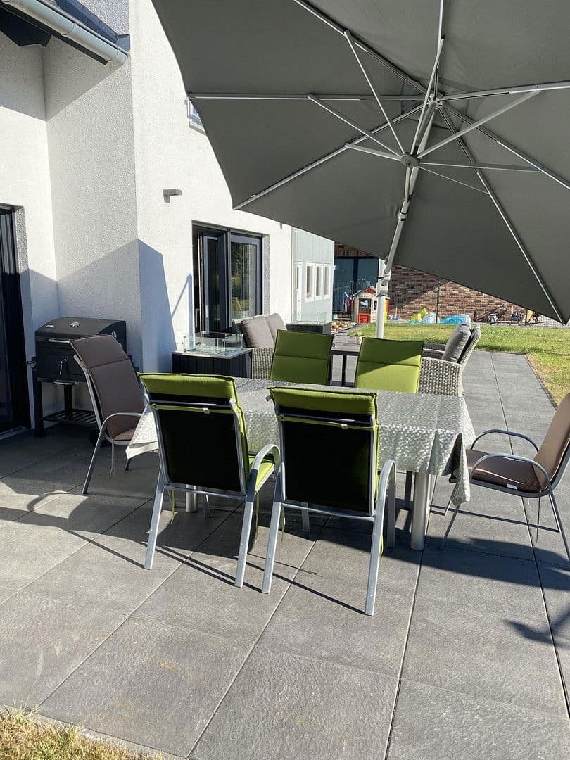 Prodej domu 156 m², pozemek 860 m², Steinbergkoppel 6, Belau, Šlesvicko-Holštýnsko Prodej domu 156 m², pozemek 860 m², Steinbergkoppel 6, Belau, Šlesvicko-Holštýnsko