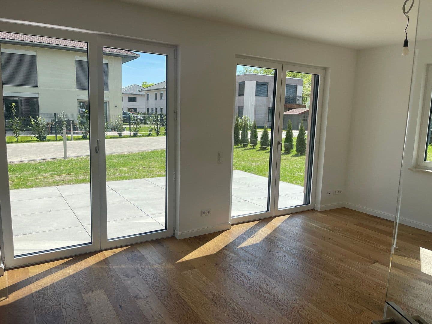 Pronájem bytu 3+1 105 m², Berlin, Berlín Pronájem bytu 3+1 105 m², Berlin, Berlín