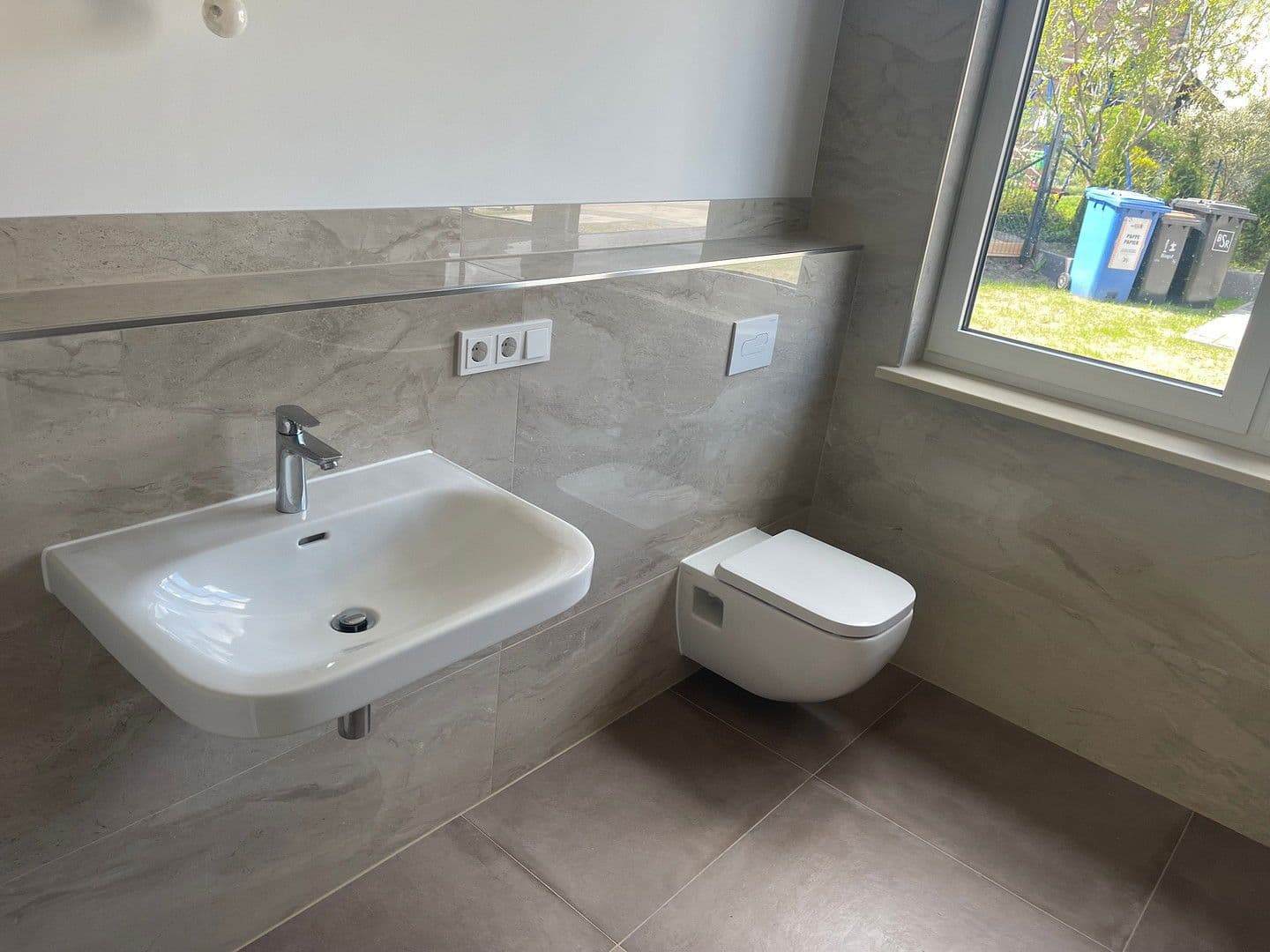 Pronájem bytu 3+1 105 m², Berlin, Berlín Pronájem bytu 3+1 105 m², Berlin, Berlín