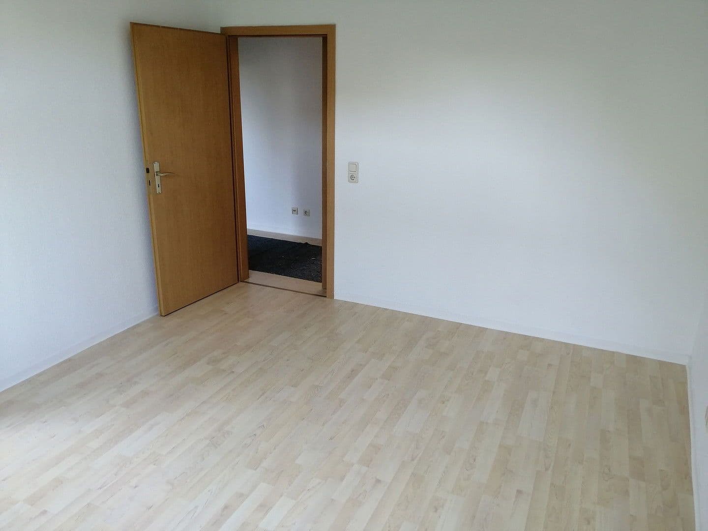 Pronájem bytu 2+1 55 m², Karl-Schmidt-Str. 47, Magdeburg, Sasko-Anhaltsko Pronájem bytu 2+1 55 m², Karl-Schmidt-Str. 47, Magdeburg, Sasko-Anhaltsko