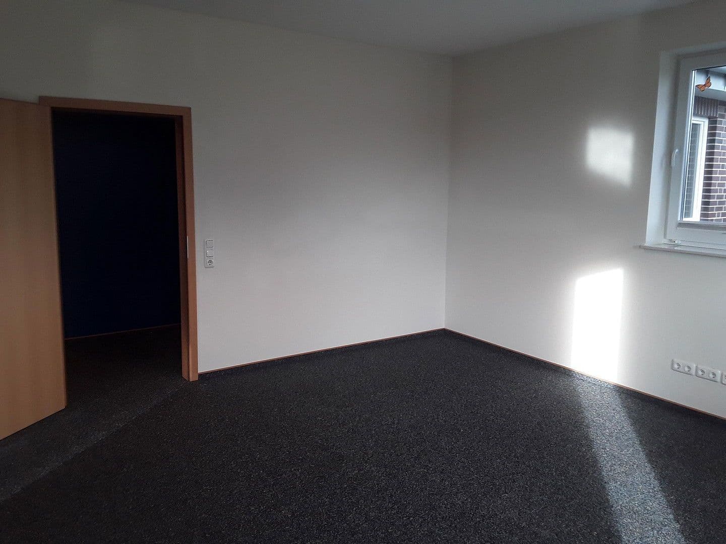 Pronájem kanceláře 258 m², Südbrookmerland, Dolní Sasko Pronájem kanceláře 258 m², Südbrookmerland, Dolní Sasko