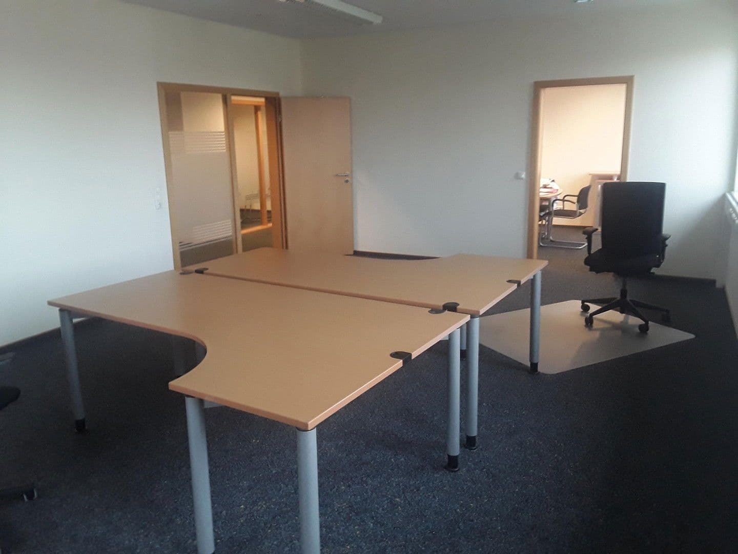 Pronájem kanceláře 258 m², Südbrookmerland, Dolní Sasko Pronájem kanceláře 258 m², Südbrookmerland, Dolní Sasko