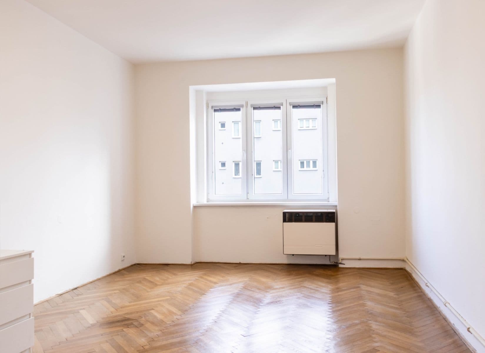 Prodej bytu 3+1 88 m², Nad Kajetánkou, Praha, Praha Prodej bytu 3+1 88 m², Nad Kajetánkou, Praha, Praha