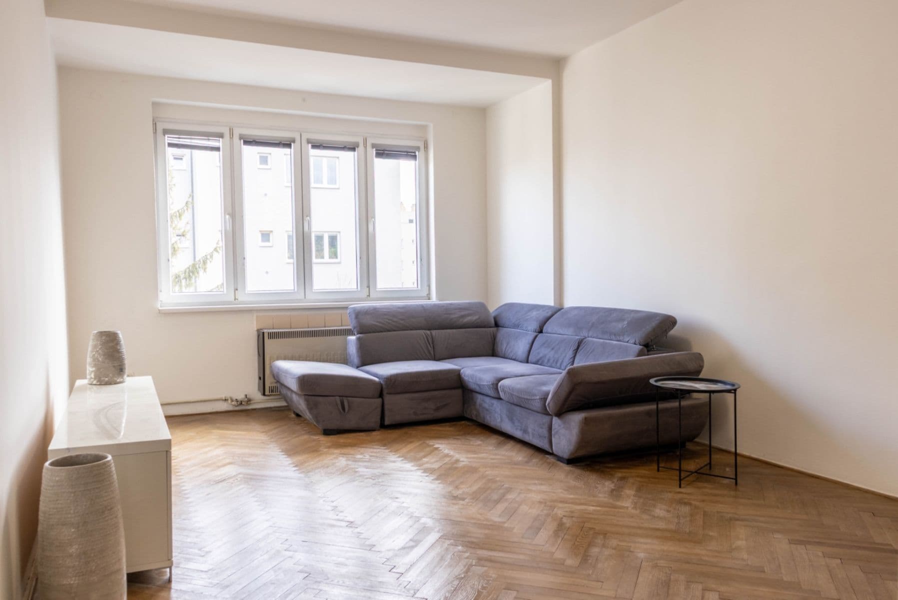 Prodej bytu 3+1 88 m², Nad Kajetánkou, Praha, Praha Prodej bytu 3+1 88 m², Nad Kajetánkou, Praha, Praha
