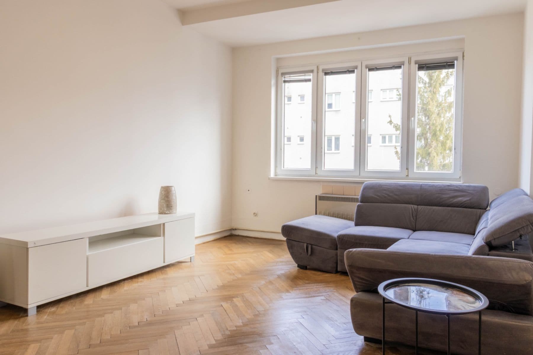 Prodej bytu 3+1 88 m², Nad Kajetánkou, Praha, Praha Prodej bytu 3+1 88 m², Nad Kajetánkou, Praha, Praha