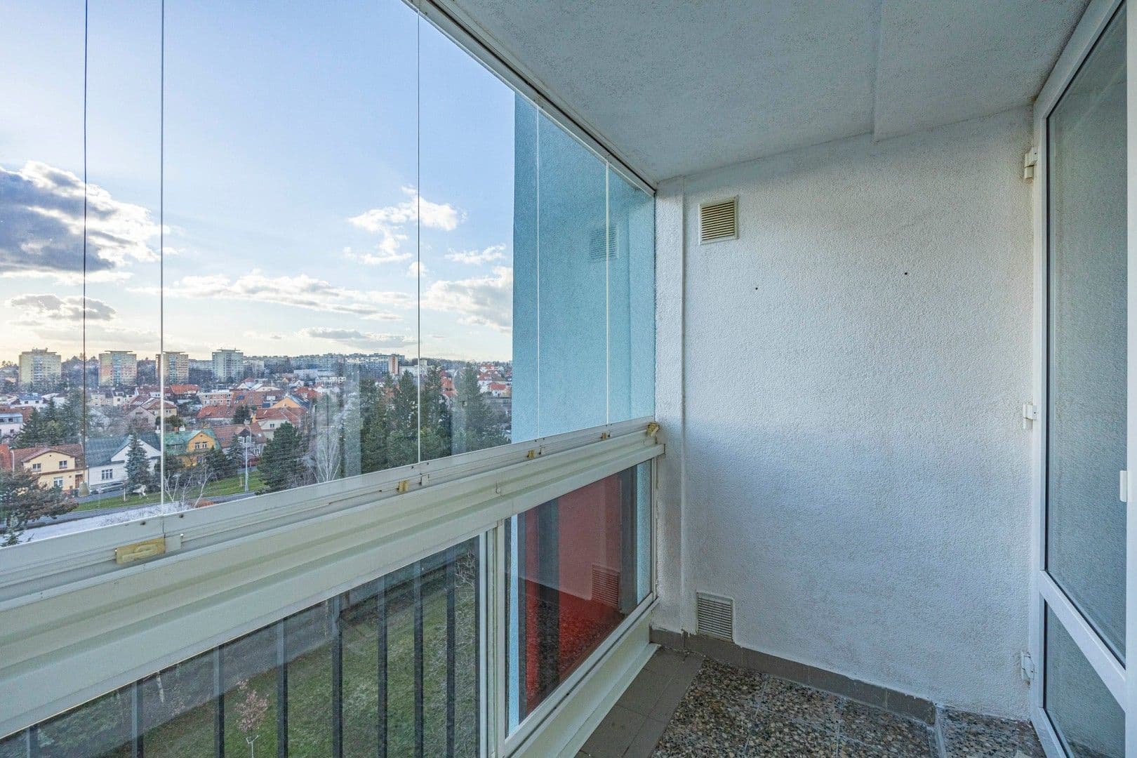Pronájem bytu 3+1 72 m², Šiškova, Praha, Praha Pronájem bytu 3+1 72 m², Šiškova, Praha, Praha