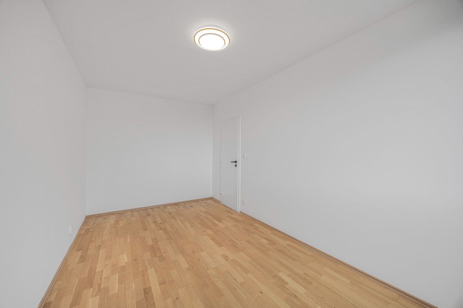 Pronájem bytu 3+1 72 m², Šiškova, Praha, Praha Pronájem bytu 3+1 72 m², Šiškova, Praha, Praha