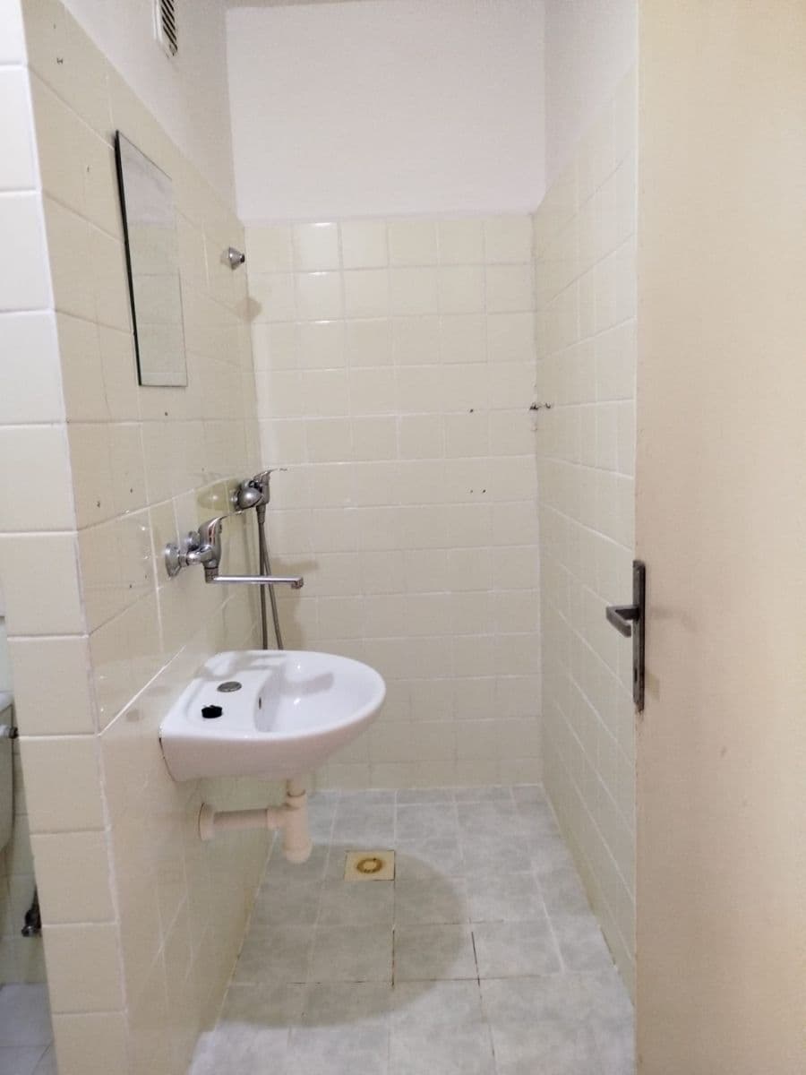 Pronájem bytu 1+kk 26 m², Slezská, Frýdek-Místek, Moravskoslezský kraj Pronájem bytu 1+kk 26 m², Slezská, Frýdek-Místek, Moravskoslezský kraj