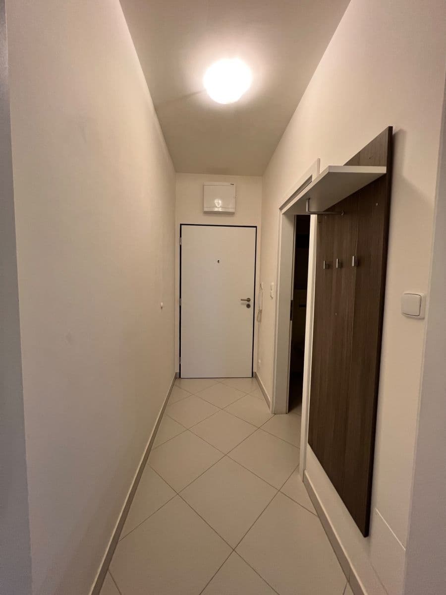 Prodej bytu 1+kk 25 m², Honzíkova, Praha, Praha Prodej bytu 1+kk 25 m², Honzíkova, Praha, Praha