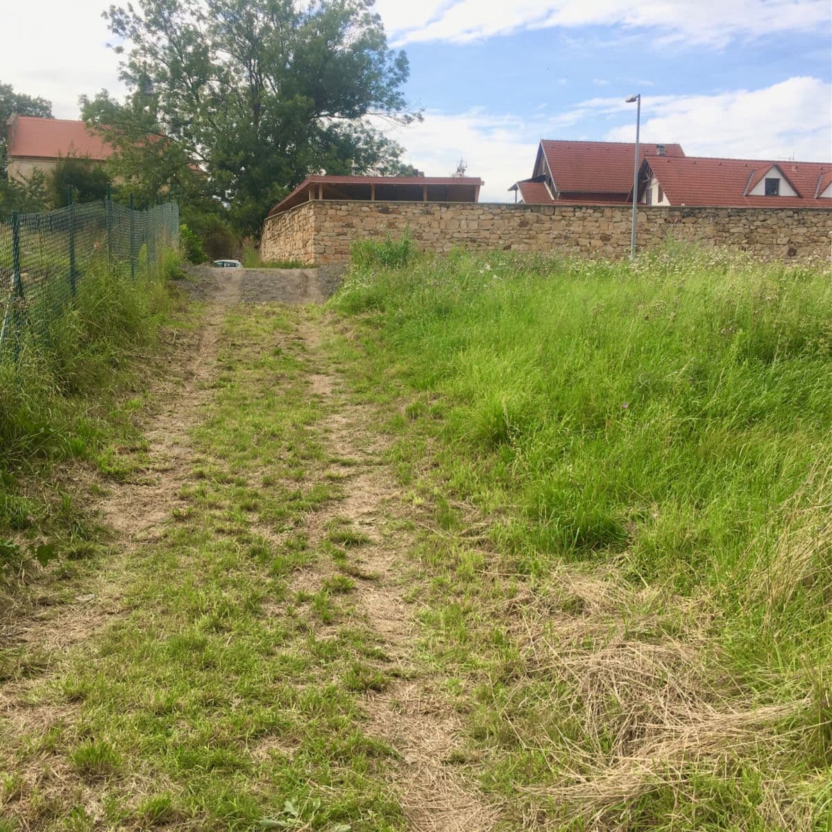 Prodej pozemku 36.000 m², Podolanka, Středočeský kraj Prodej pozemku 36.000 m², Podolanka, Středočeský kraj