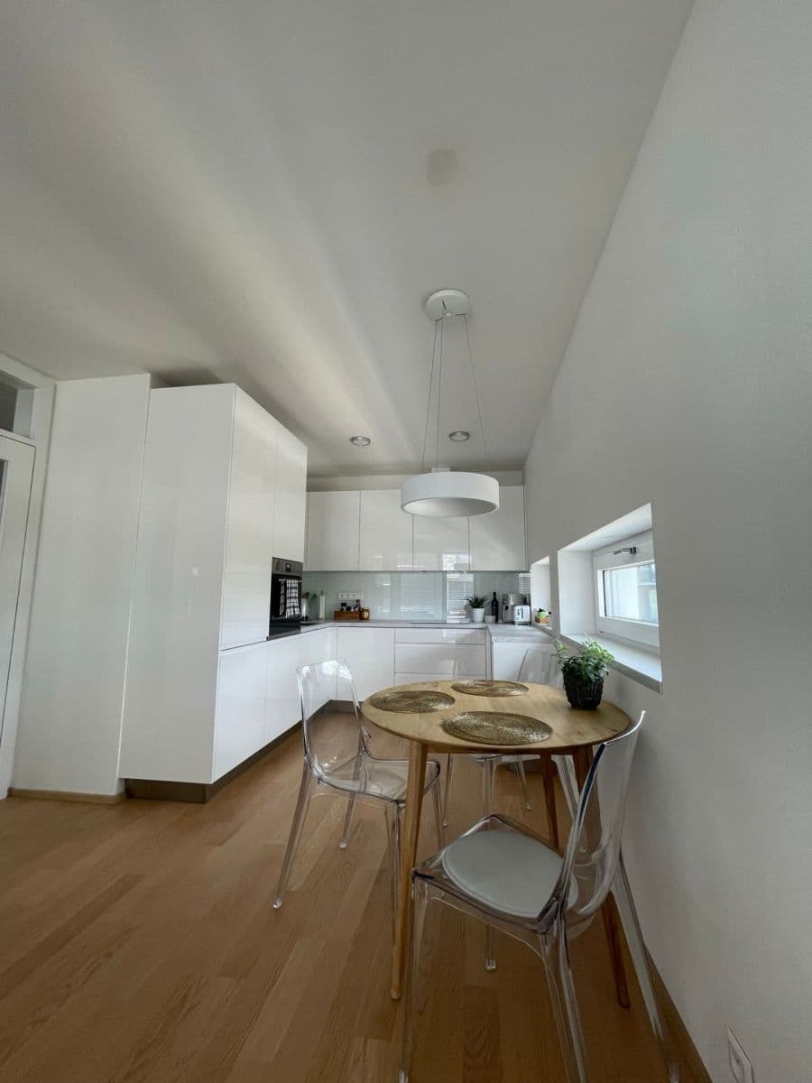 Prodej bytu 2+kk 53 m², Studentská, Brno, Jihomoravský kraj Prodej bytu 2+kk 53 m², Studentská, Brno, Jihomoravský kraj