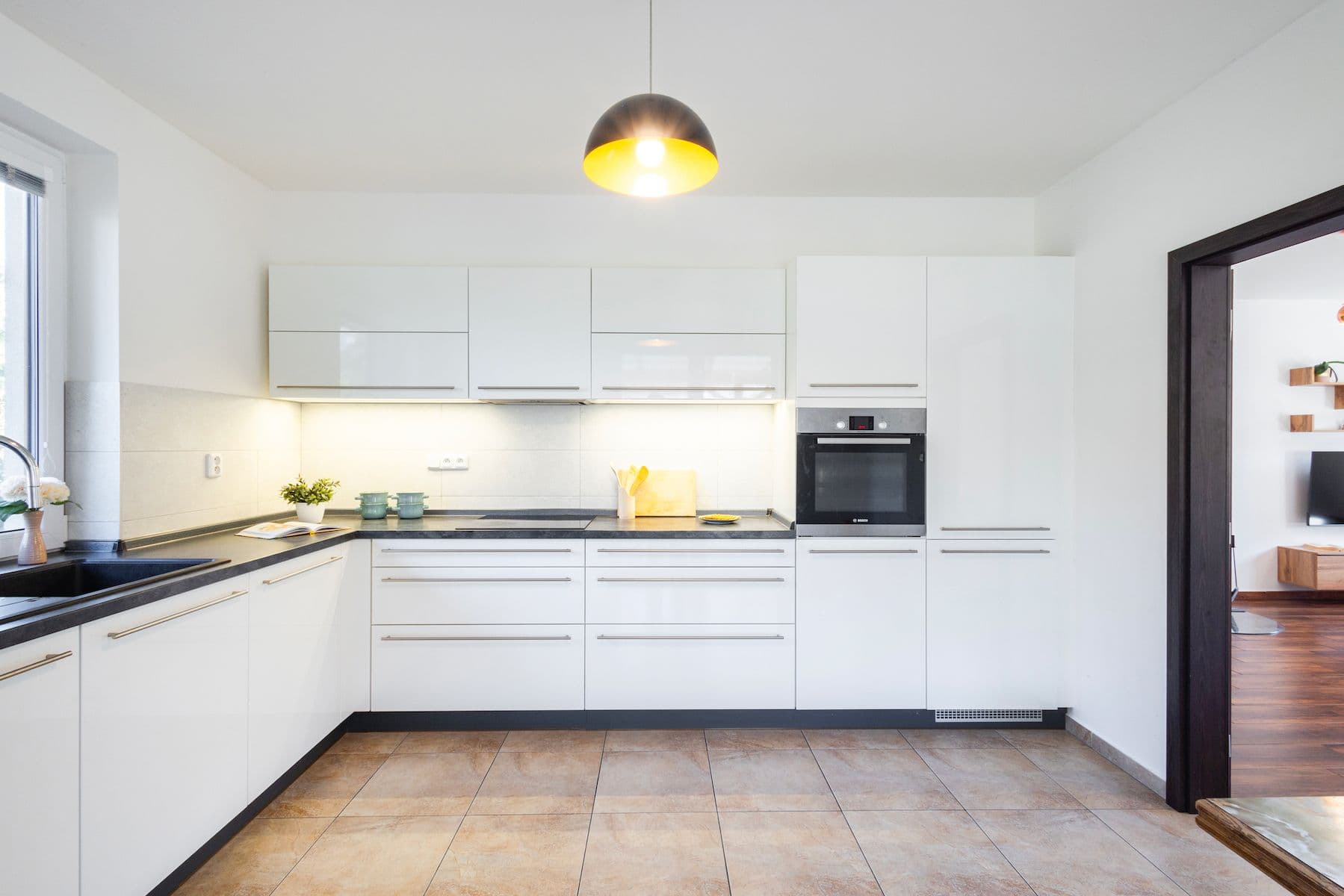 Prodej domu 127 m², pozemek 942 m², Dobříšská, Mníšek pod Brdy, Středočeský kraj Prodej domu 127 m², pozemek 942 m², Dobříšská, Mníšek pod Brdy, Středočeský kraj