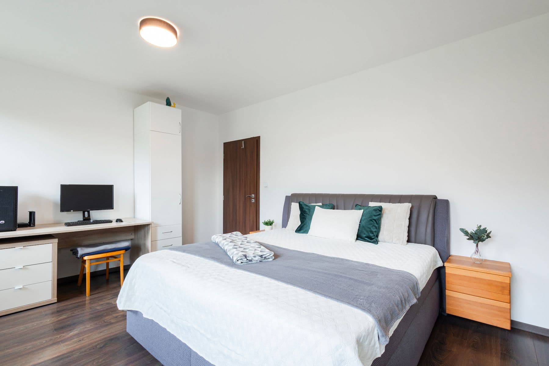 Prodej domu 127 m², pozemek 942 m², Dobříšská, Mníšek pod Brdy, Středočeský kraj Prodej domu 127 m², pozemek 942 m², Dobříšská, Mníšek pod Brdy, Středočeský kraj