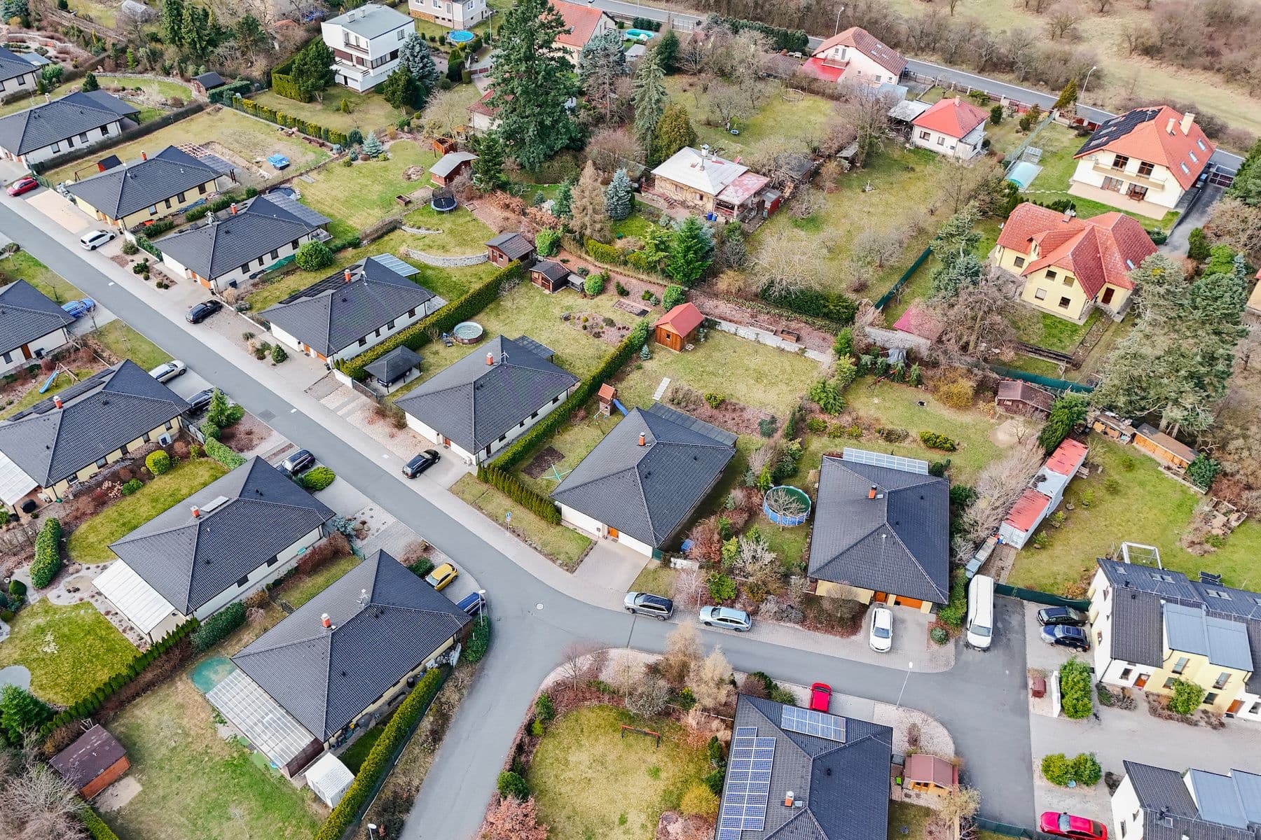 Prodej domu 127 m², pozemek 942 m², Dobříšská, Mníšek pod Brdy, Středočeský kraj Prodej domu 127 m², pozemek 942 m², Dobříšská, Mníšek pod Brdy, Středočeský kraj