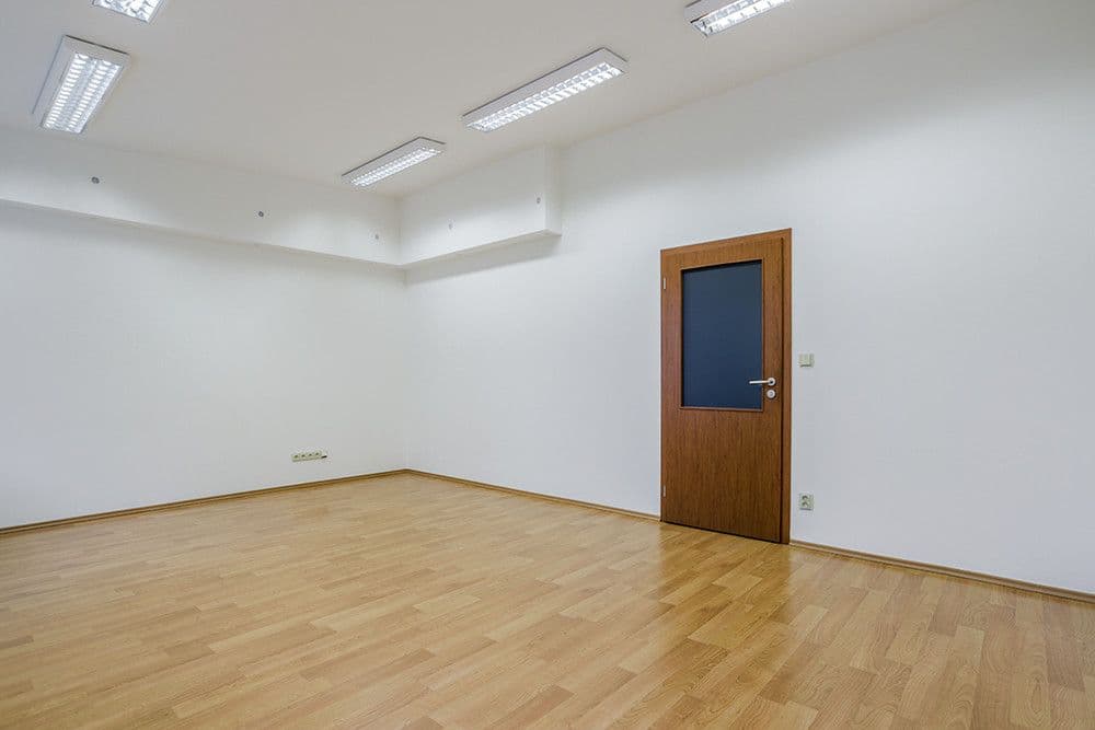 Pronájem kanceláře 29 m², Nademlejnská, Praha, Praha Pronájem kanceláře 29 m², Nademlejnská, Praha, Praha