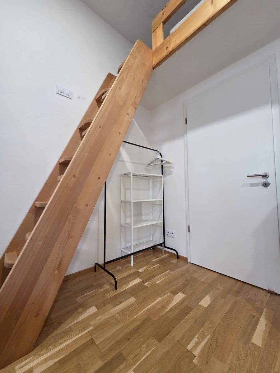 Prodej bytu 1+kk 28 m², Legerova, Praha, Praha Prodej bytu 1+kk 28 m², Legerova, Praha, Praha