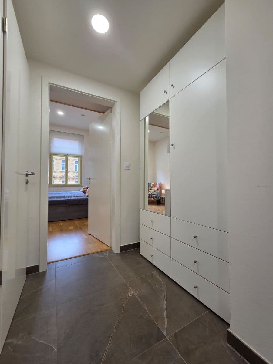 Prodej bytu 1+kk 28 m², Legerova, Praha, Praha Prodej bytu 1+kk 28 m², Legerova, Praha, Praha