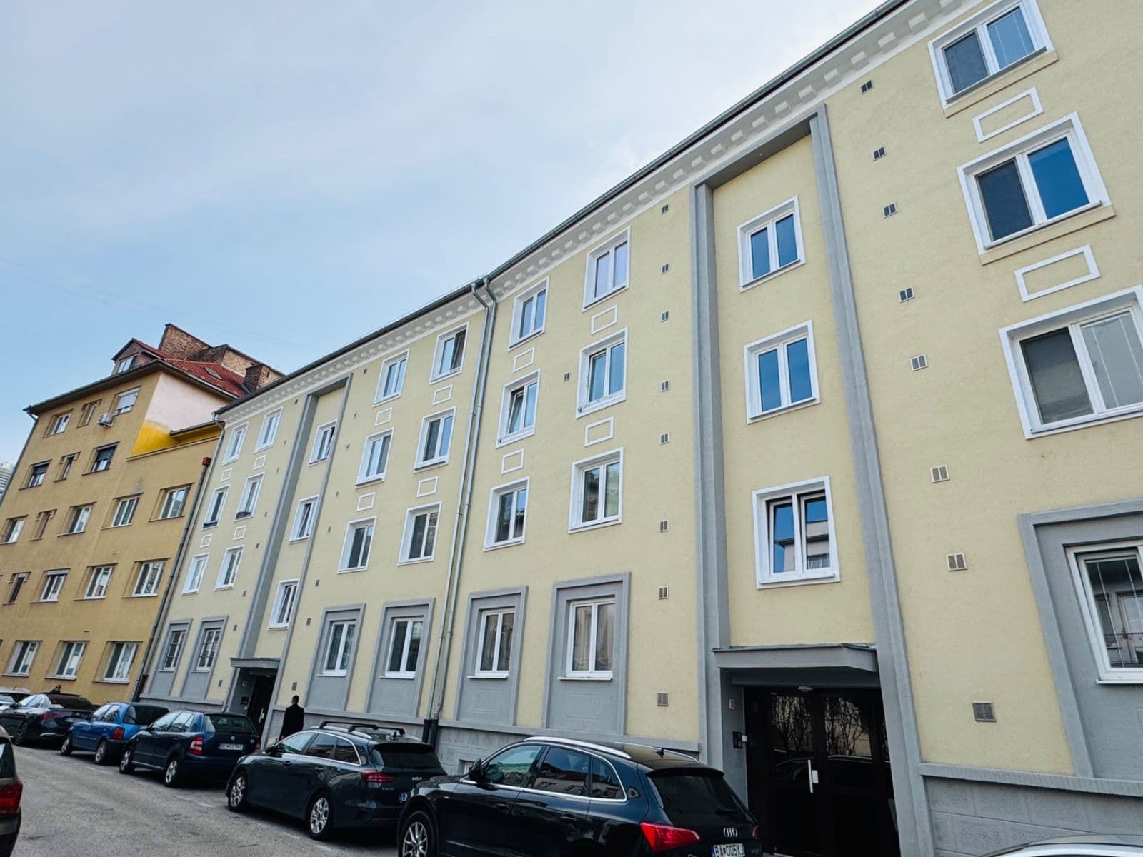 Pronájem bytu 2+1 55 m², Šoltésovej, Bratislava - mestská časť Staré Mesto, Bratislavský kraj Pronájem bytu 2+1 55 m², Šoltésovej, Bratislava - mestská časť Staré Mesto, Bratislavský kraj