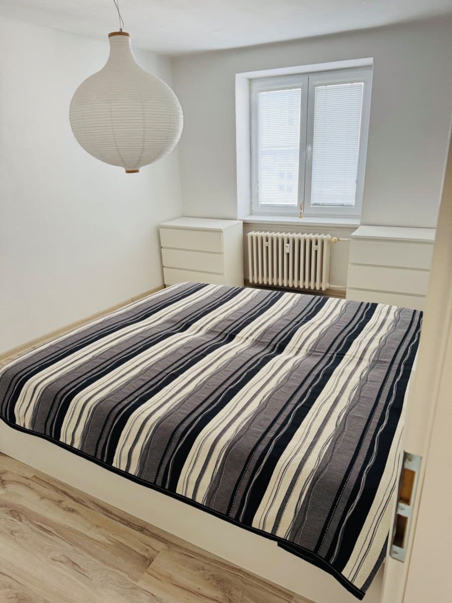 Pronájem bytu 2+1 55 m², Šoltésovej, Bratislava - mestská časť Staré Mesto, Bratislavský kraj Pronájem bytu 2+1 55 m², Šoltésovej, Bratislava - mestská časť Staré Mesto, Bratislavský kraj