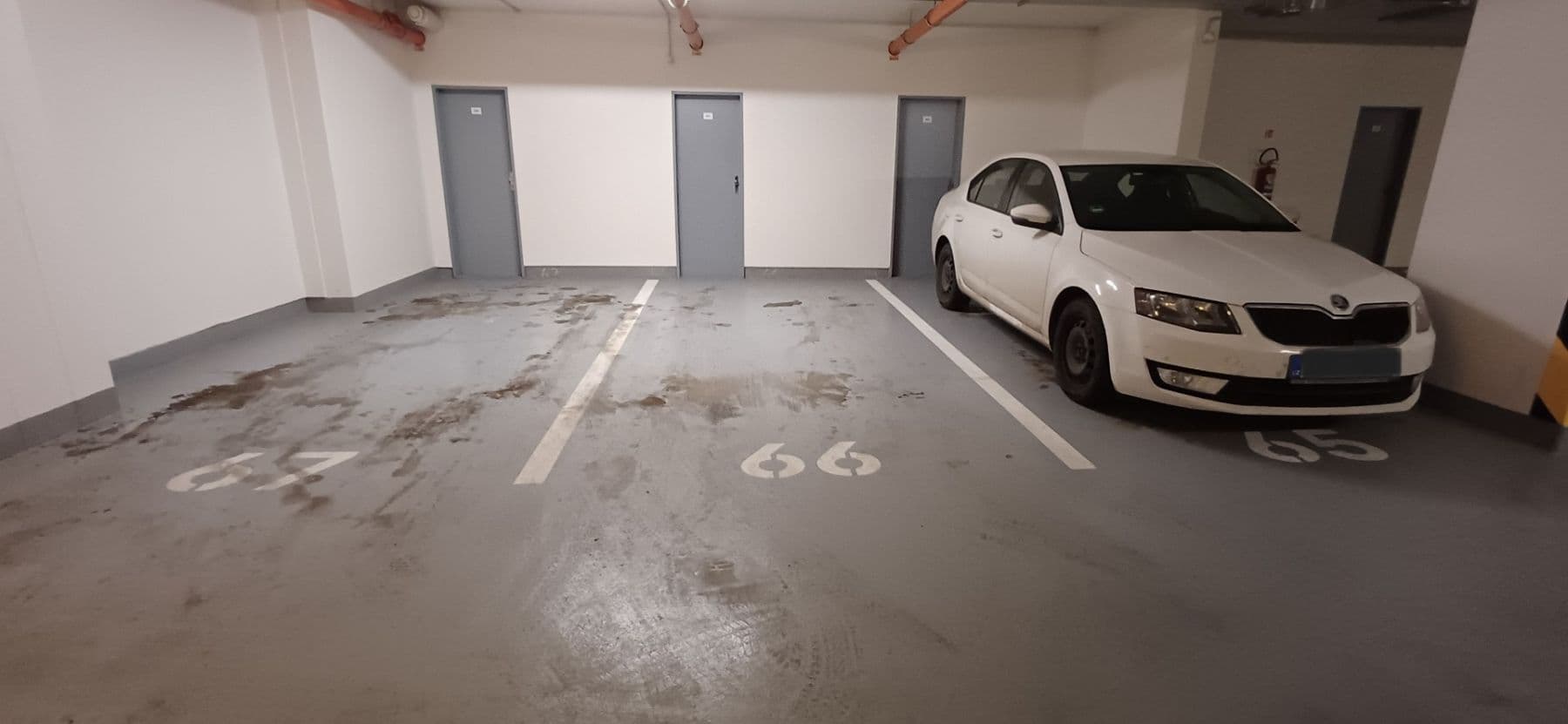 Pronájem bytu 2+kk 46 m², Hlučkova, Praha, Praha Pronájem bytu 2+kk 46 m², Hlučkova, Praha, Praha