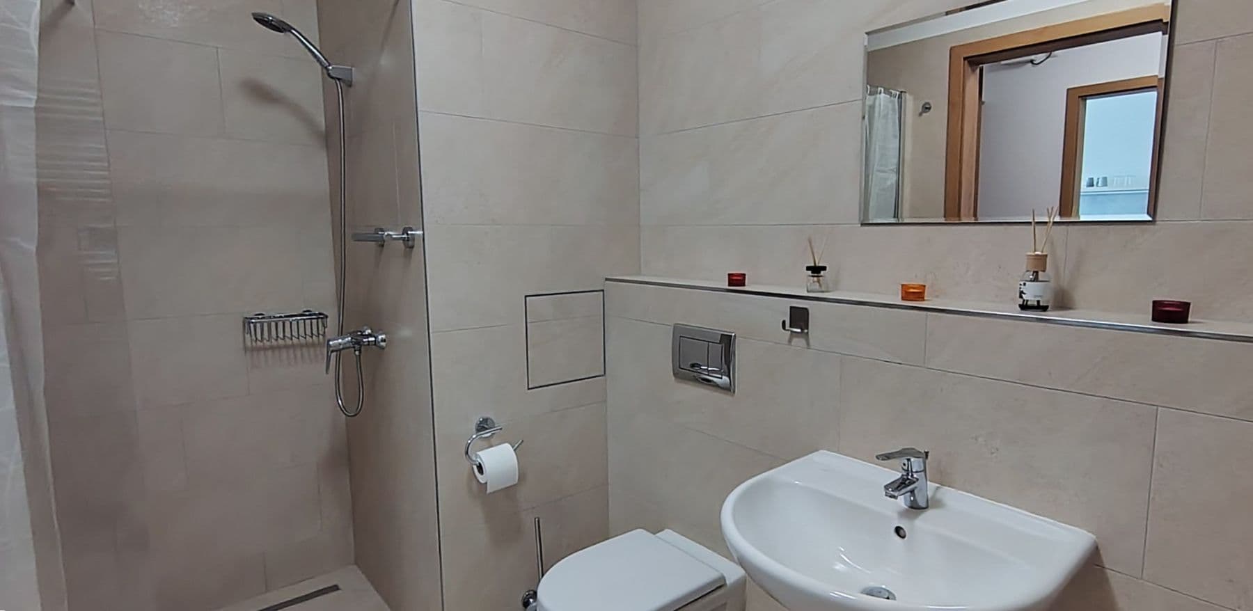 Pronájem bytu 2+kk 46 m², Hlučkova, Praha, Praha Pronájem bytu 2+kk 46 m², Hlučkova, Praha, Praha