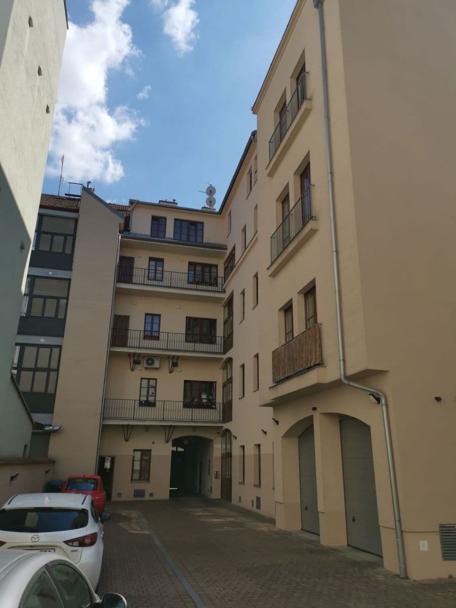 Pronájem bytu 3+kk 85 m², Lidická, Praha, Praha Pronájem bytu 3+kk 85 m², Lidická, Praha, Praha