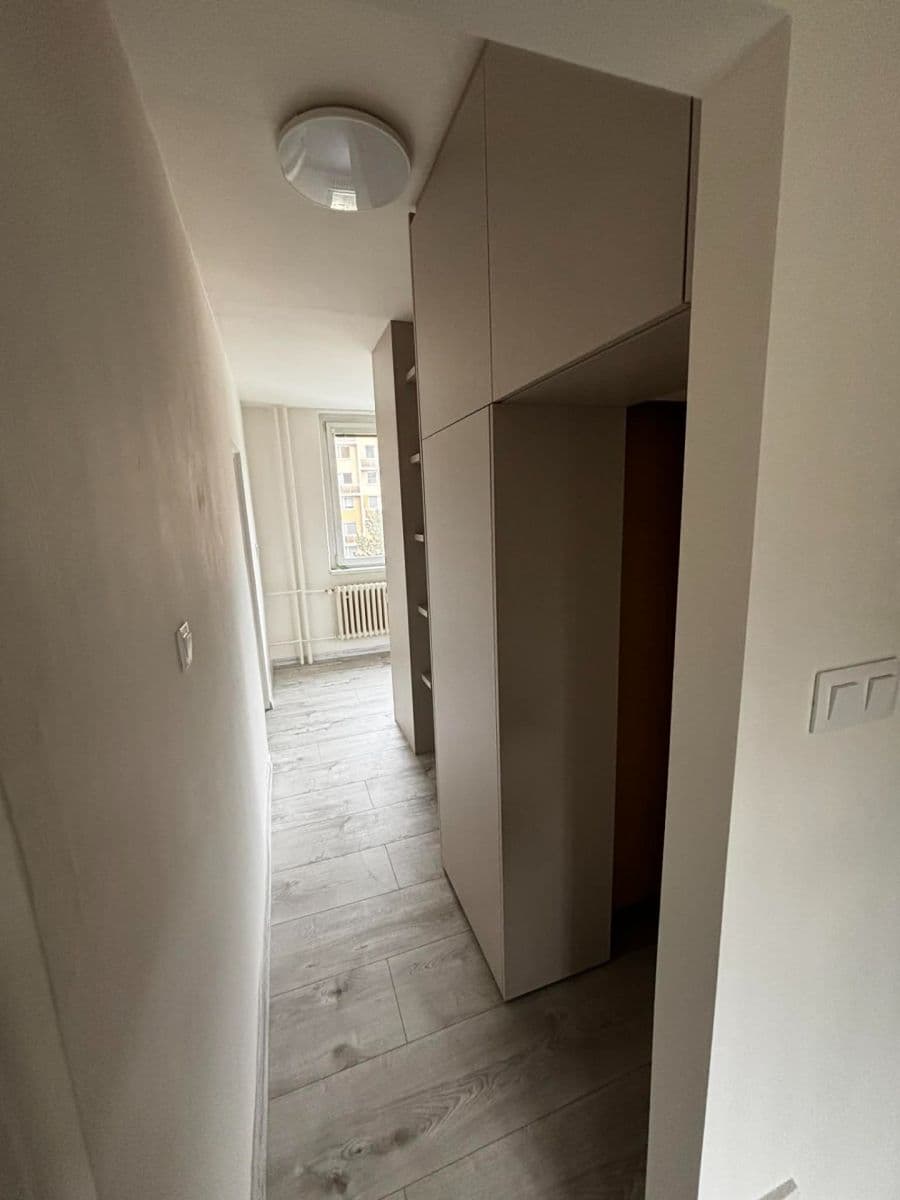 Pronájem bytu 3+1 73 m², Sadová, Adamov, Jihomoravský kraj Pronájem bytu 3+1 73 m², Sadová, Adamov, Jihomoravský kraj