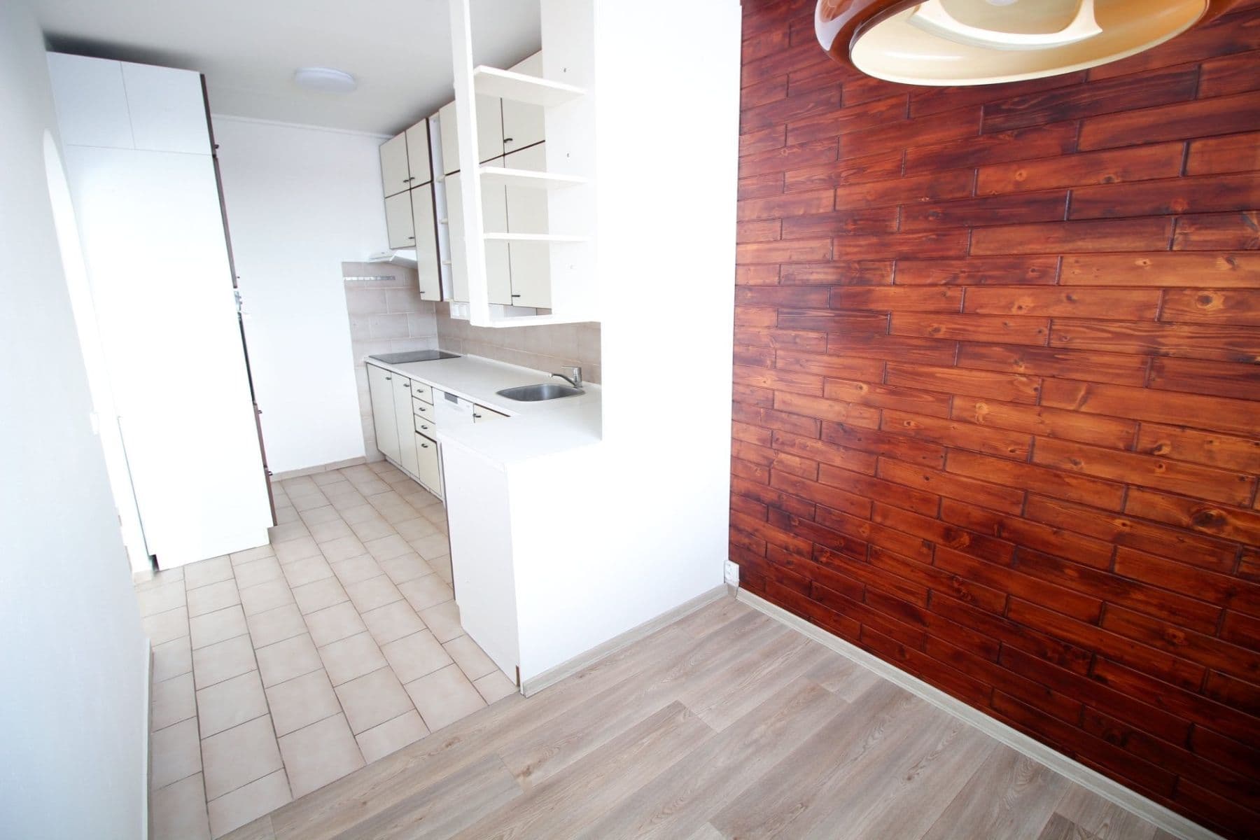 Pronájem bytu 3+1 75 m², Vnoučkova, Benešov, Středočeský kraj Pronájem bytu 3+1 75 m², Vnoučkova, Benešov, Středočeský kraj