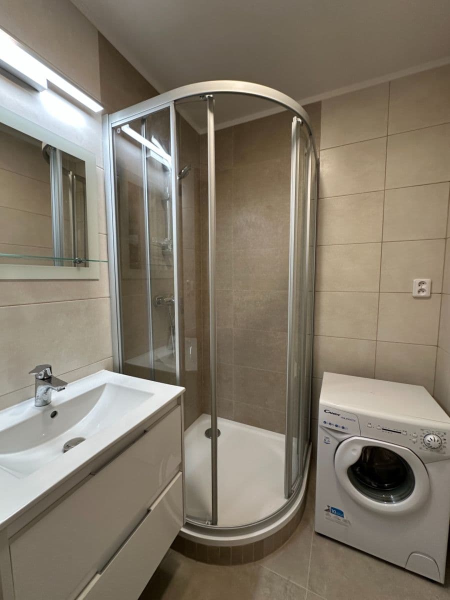 Pronájem bytu 3+1 75 m², Nad Olšinami, Praha, Praha Pronájem bytu 3+1 75 m², Nad Olšinami, Praha, Praha