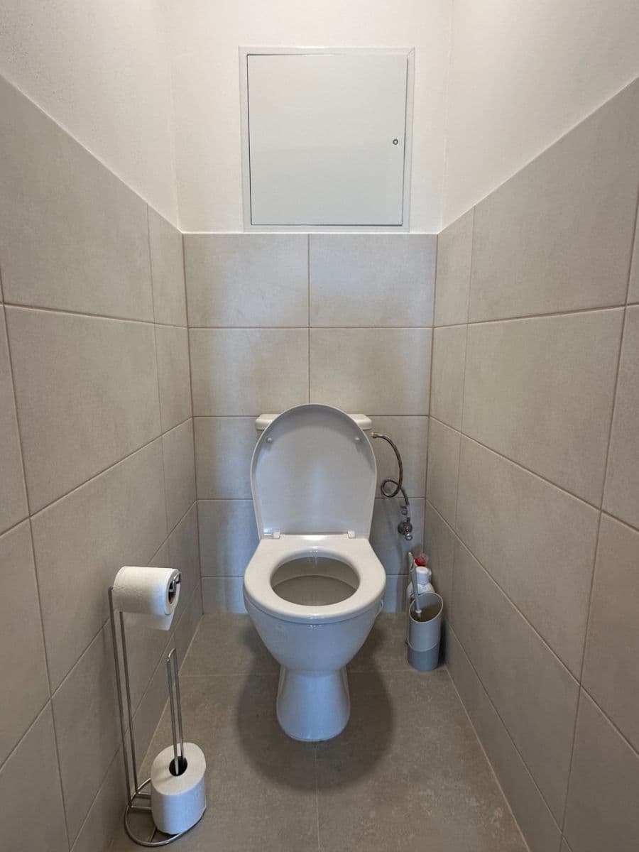 Pronájem bytu 3+1 75 m², Nad Olšinami, Praha, Praha Pronájem bytu 3+1 75 m², Nad Olšinami, Praha, Praha